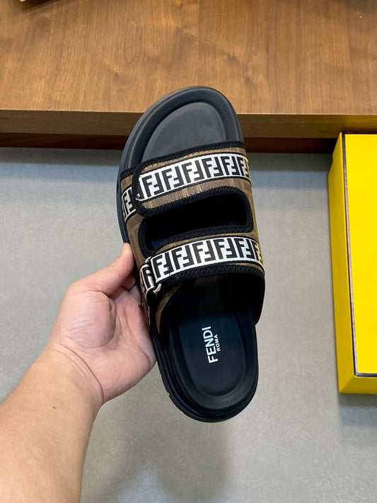Full-Print F Slippers