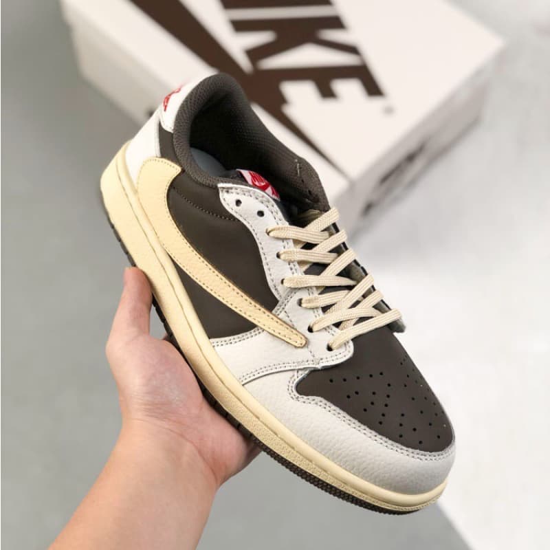 White and brown color-block low-top sneakers