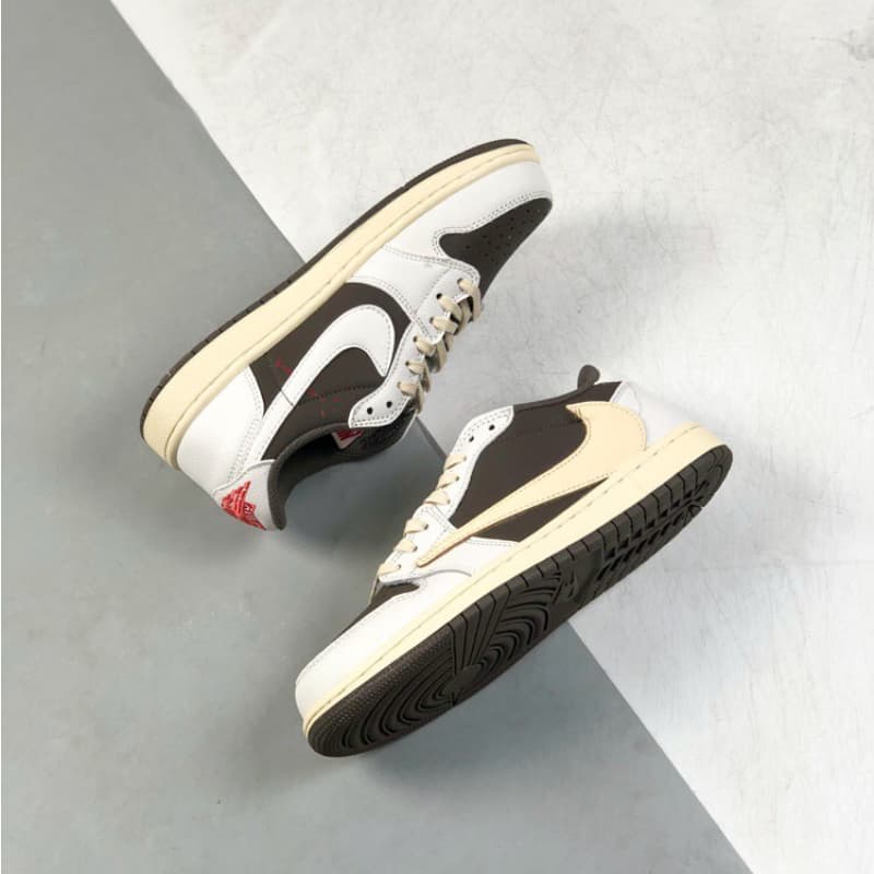 White and brown color-block low-top sneakers