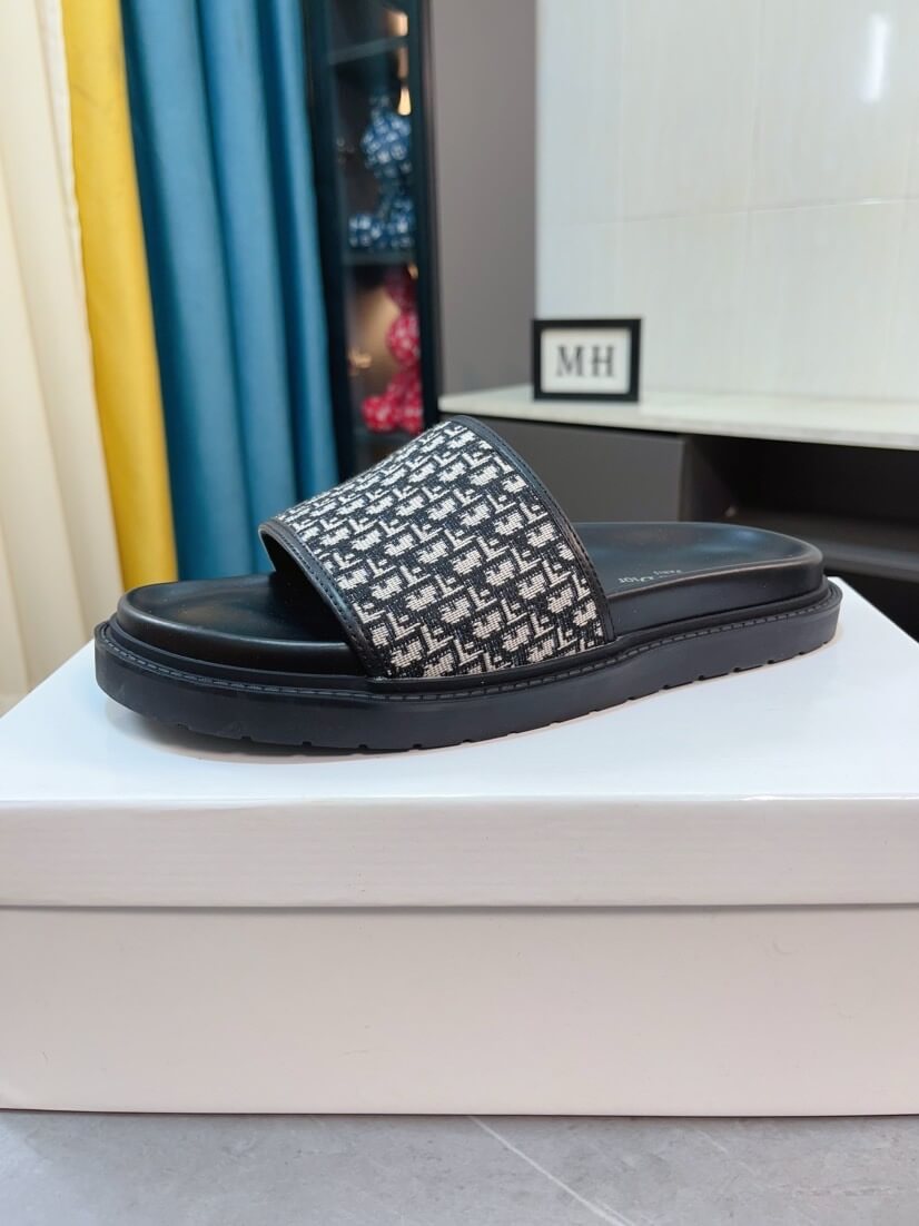 Jacquard Leather Slippers