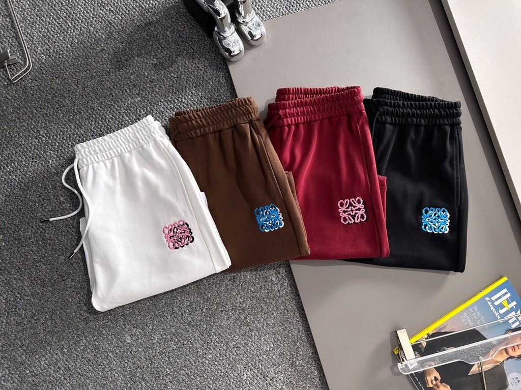 3D Shadow Knit Embroidered Shorts