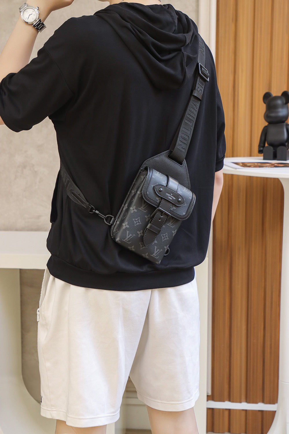 Cool Street-Style Shoulder Bag