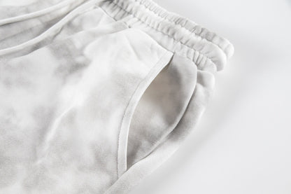 Rendered Classic Pattern Embroidery Shorts