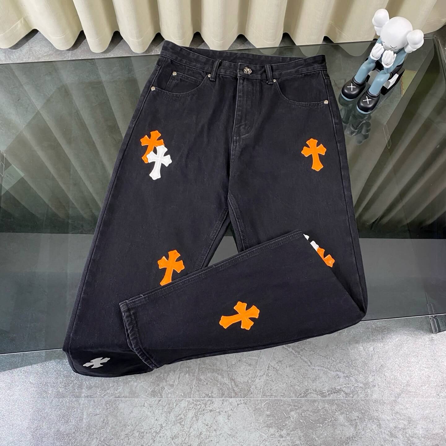 Cross Metal Patch Jeans