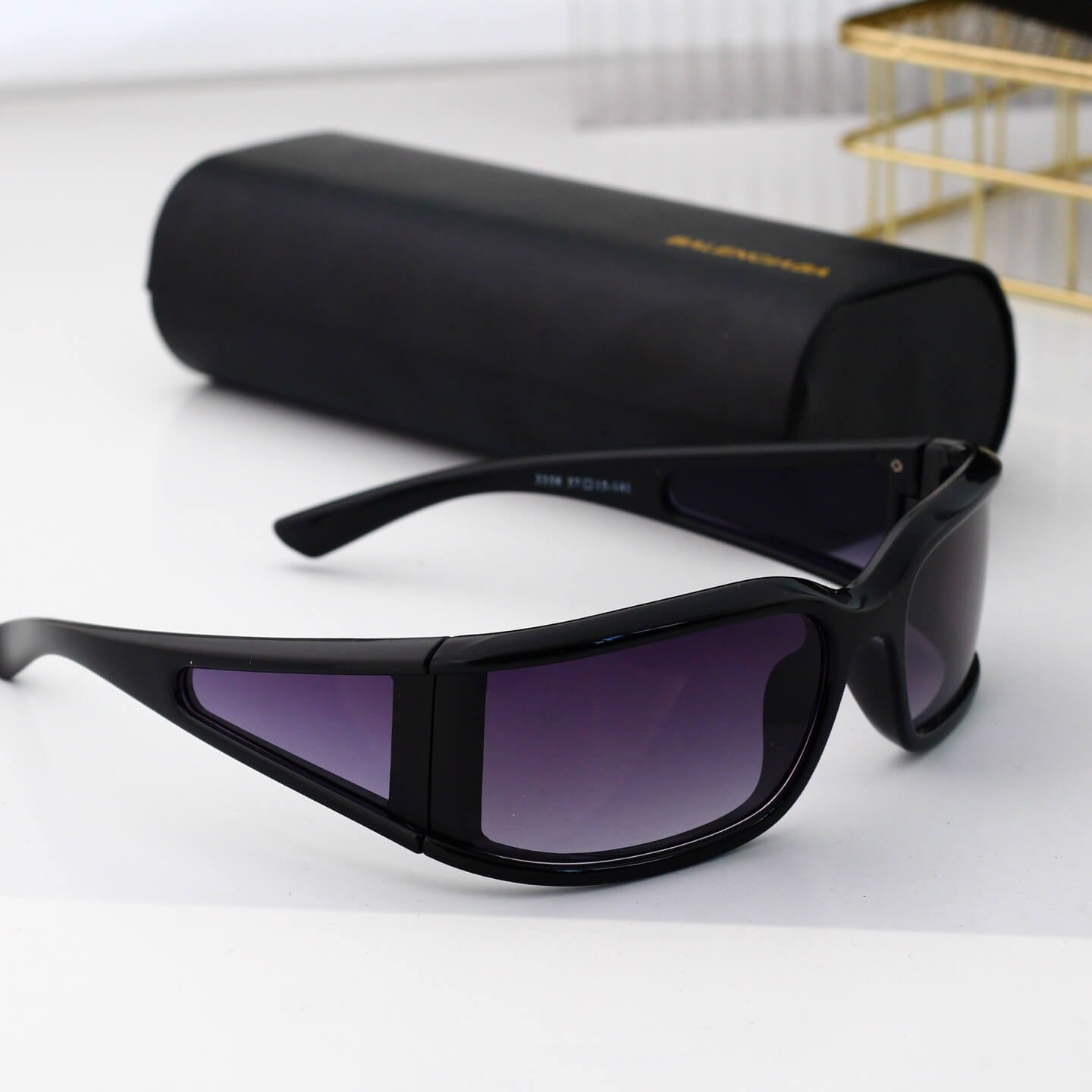 Futuristic Full Frame Curved Sunglasses