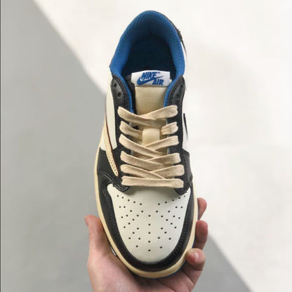 Black and blue color-block low-top sneakers