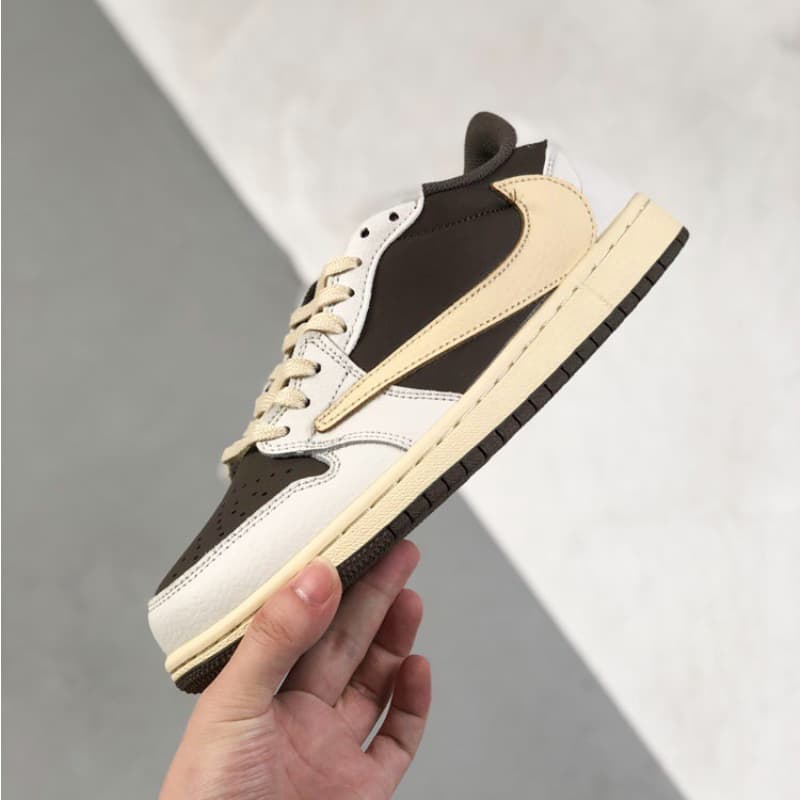 White and brown color-block low-top sneakers