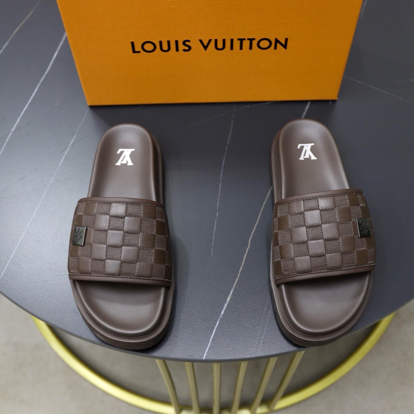 Multicolor Block Design Slippers