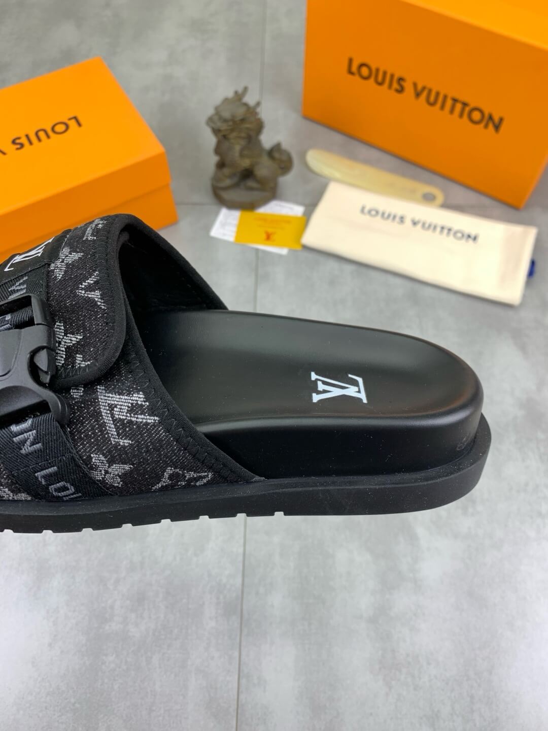 Button-Print Slippers