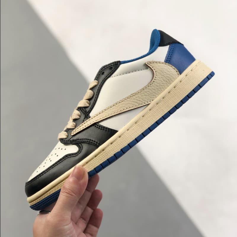 Black and blue color-block low-top sneakers