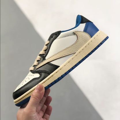 Black and blue color-block low-top sneakers