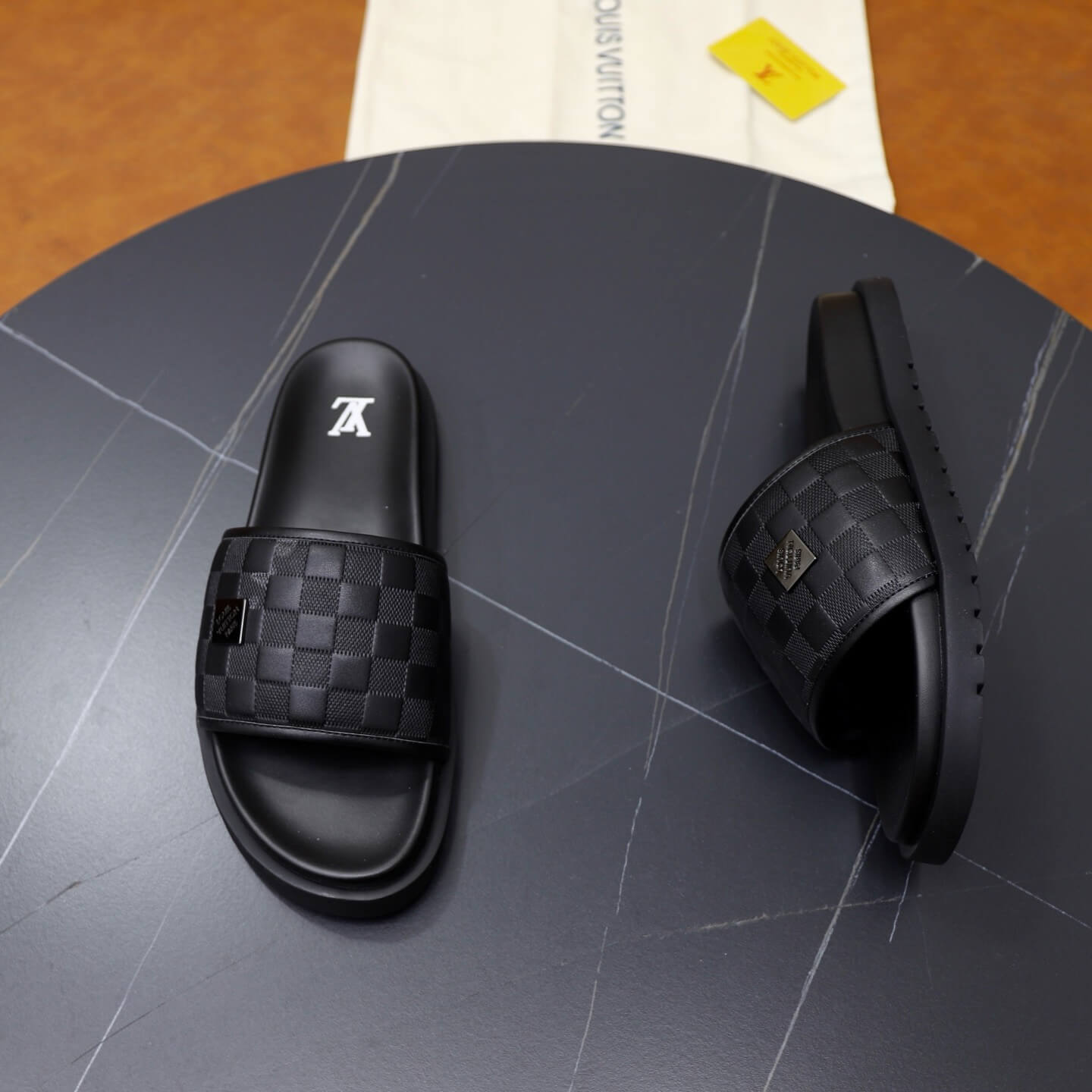 Multicolor Block Design Slippers