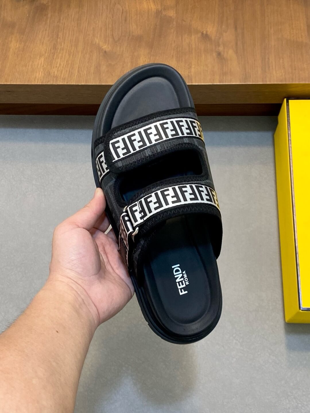 Full-Print F Slippers