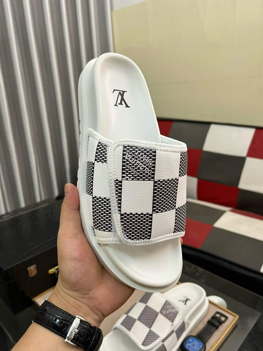 Black Checkered Design Slippers