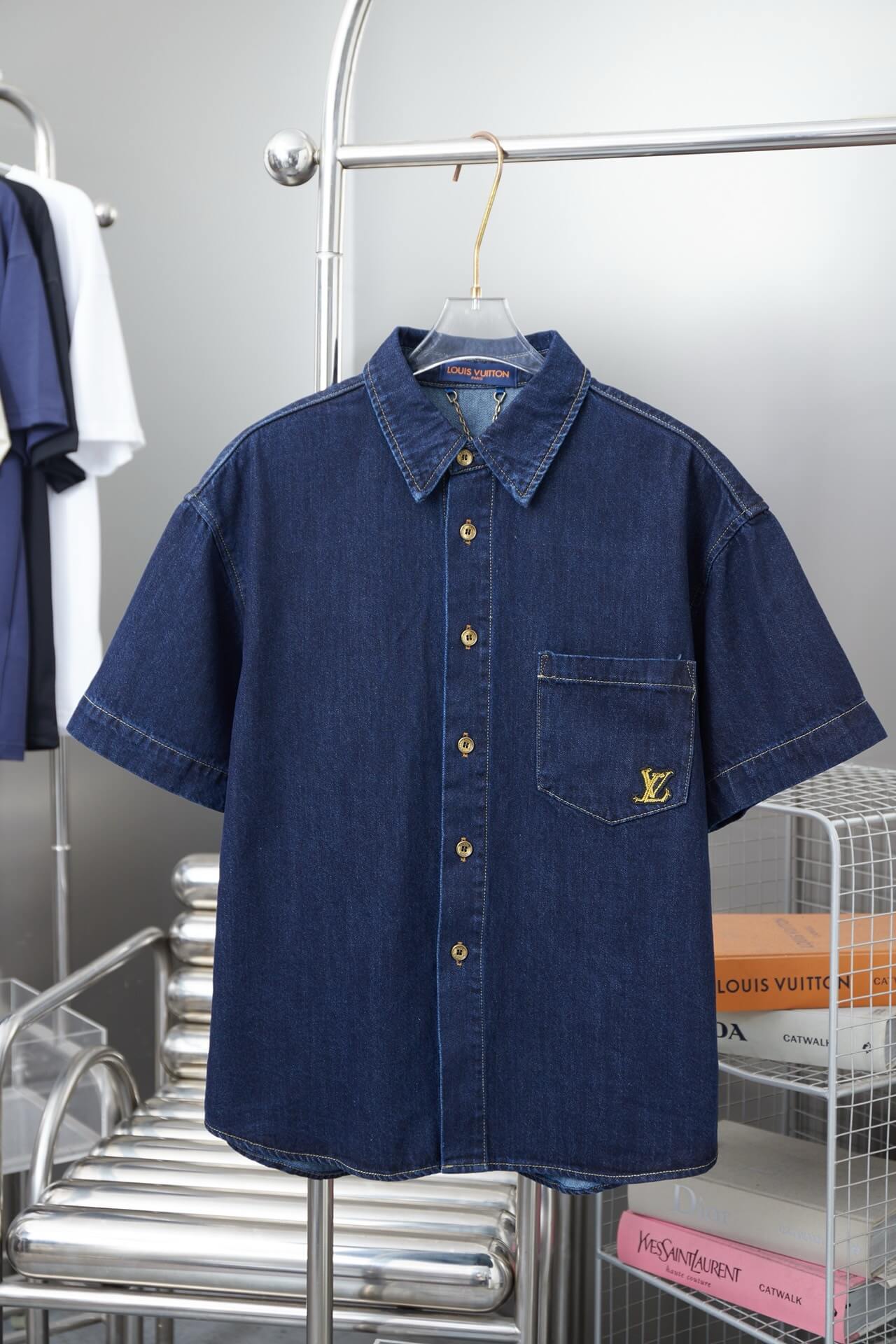 Signature Lettering Embroidered Shirt