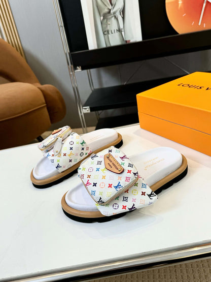 Best-Selling Embossed Slippers