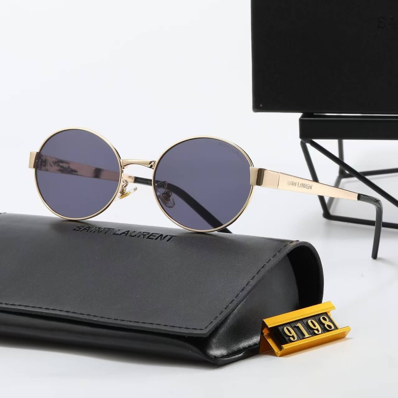 Classic Elegant Round Frame Sunglasses