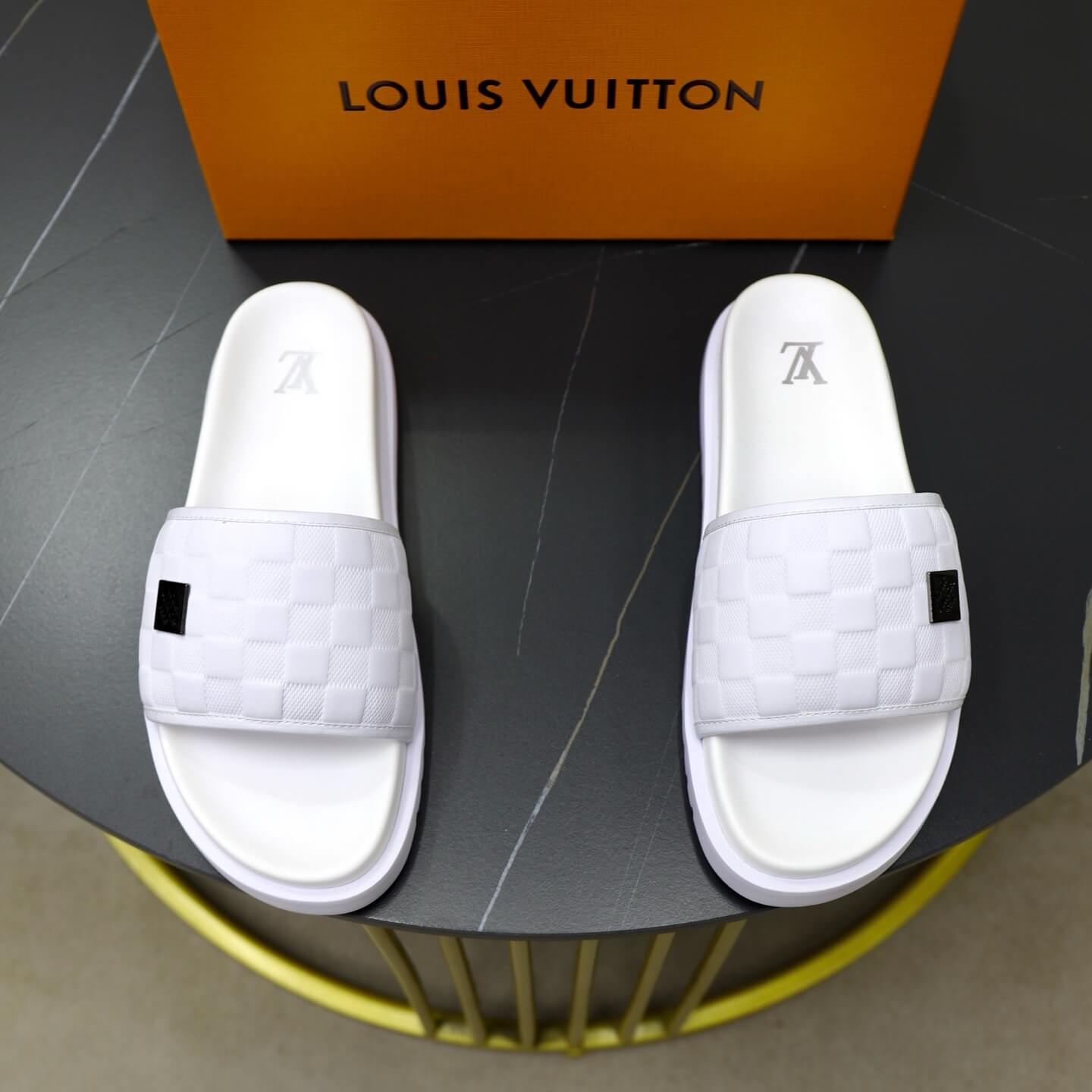 Multicolor Block Design Slippers