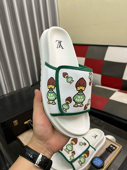 Cartoon Character Embossing Slippers