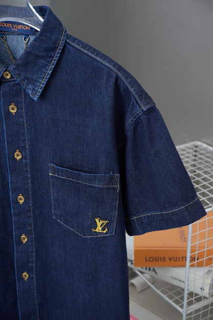 Signature Lettering Embroidered Shirt