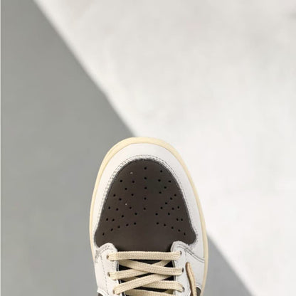 White and brown color-block low-top sneakers