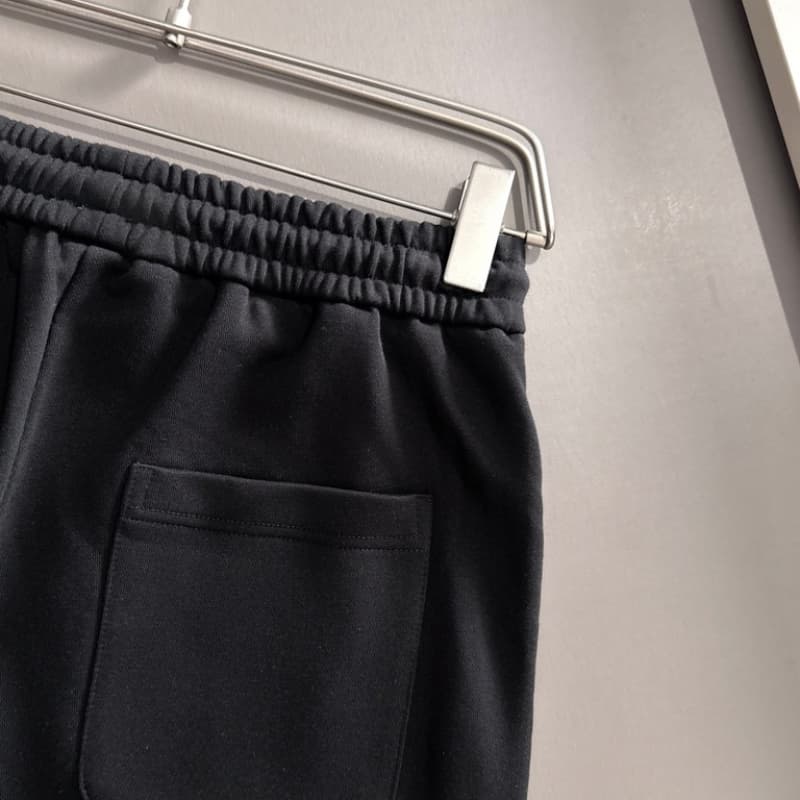 3D Shadow Knit Embroidered Shorts
