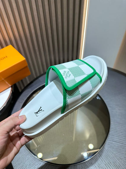 Green Checkered Design Slippers