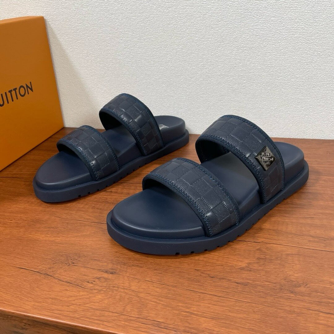 Classic Checkered Casual Slippers