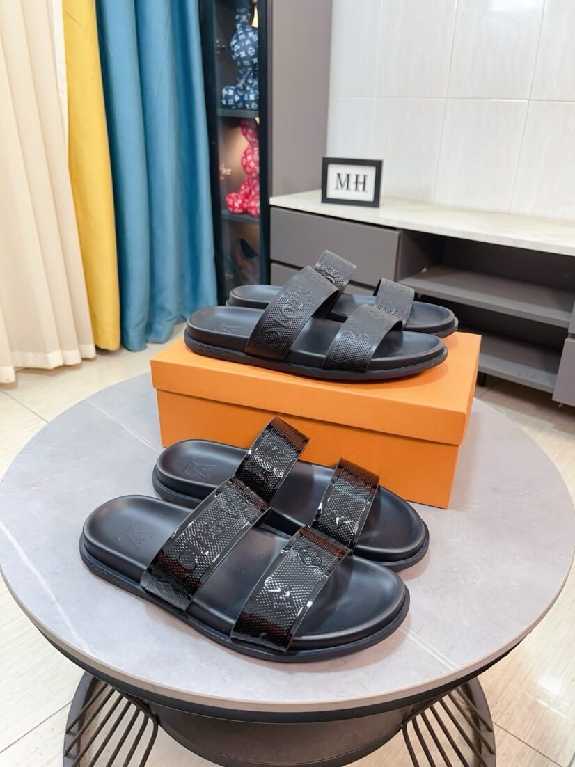 Black 3D Letters Slippers