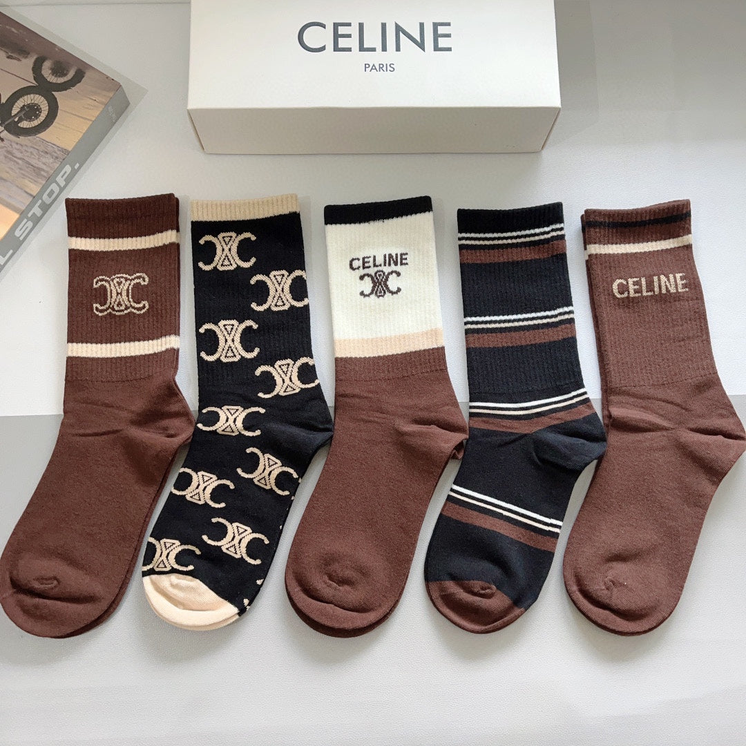 Brown Classic Pattern Socks